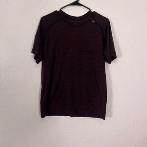 Lululemon Heathered Maroon & Black Swiftly Tech Short Sleeve Top